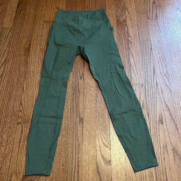HALARA Green Leggings - Picture 1 of 4